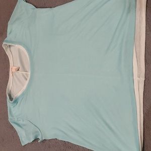 5/$15 Woman's DKNY jeans tshirt size XL